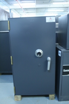 Pre Owned 3820 B Rated Chest Safe